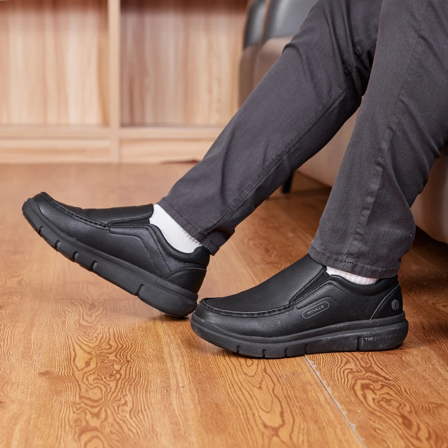 Men's Wide Fit Leather Slip-On Loafers – Lightweight Casual Walking Shoes